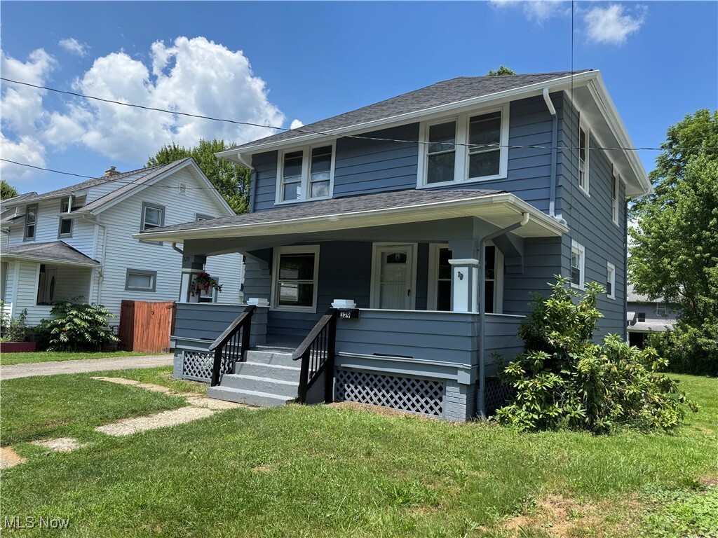 Property Photo: 329 E Broad Street OH 44444
