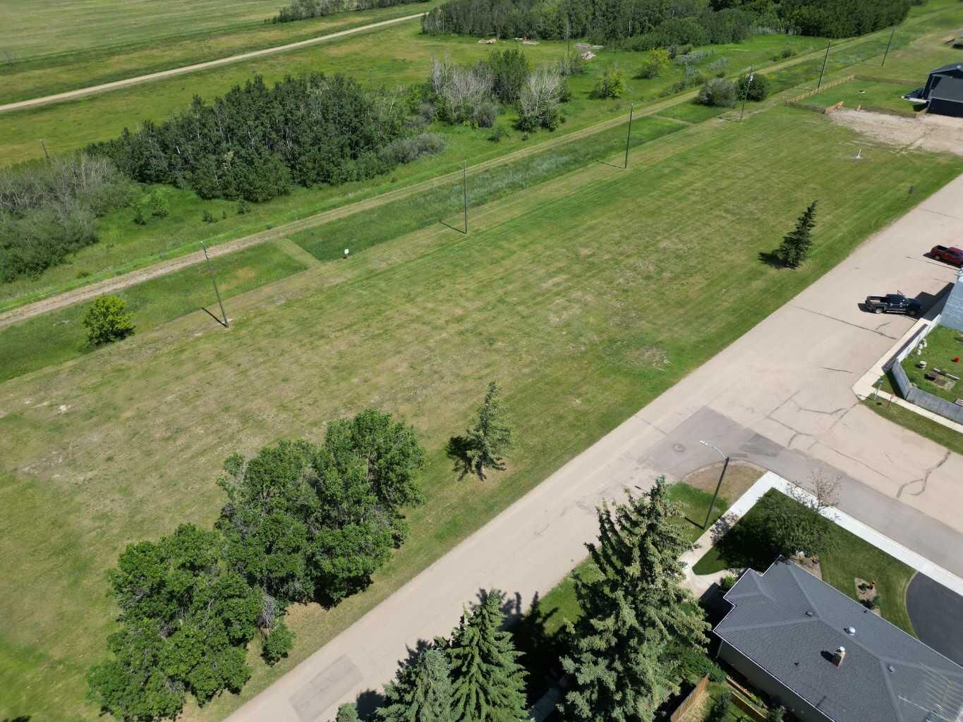 Property Photo: 5006 50 Avenue AB T0C 0N0