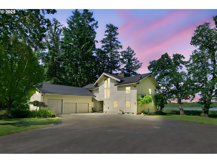 Property Photo: 88800 Winter Ln OR 97487