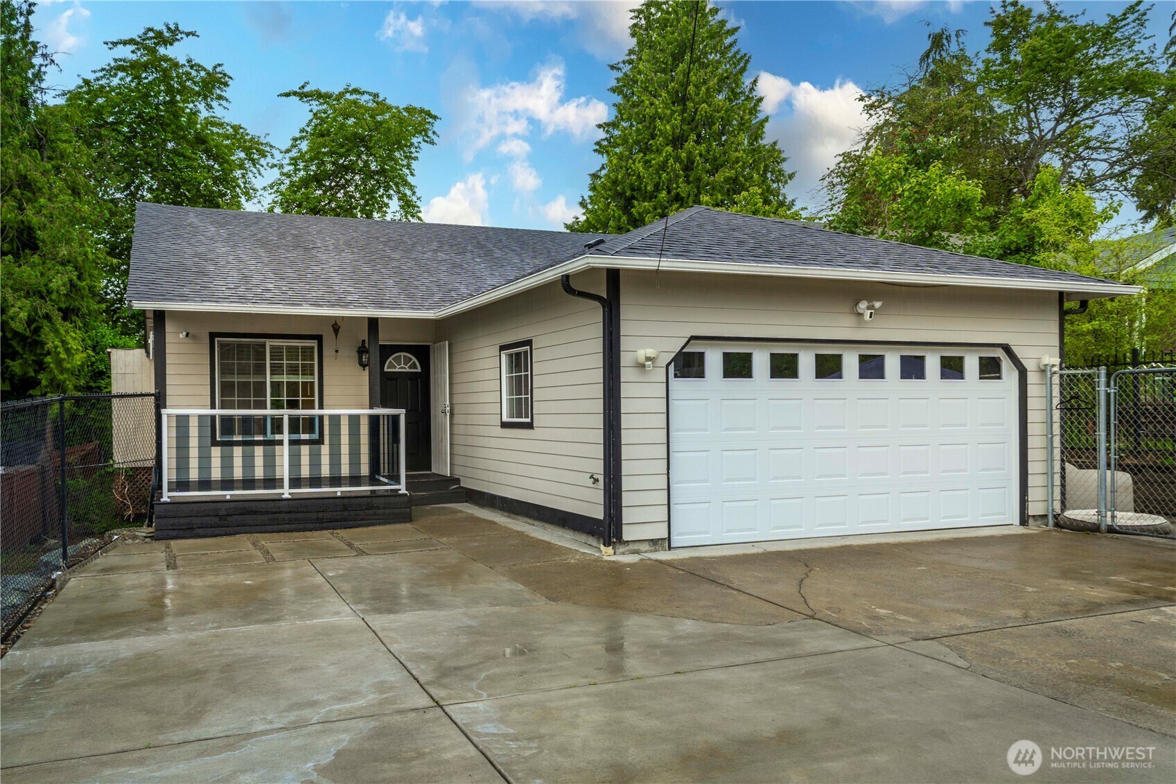 401  107th St, S Street S  Tacoma WA 98444 photo