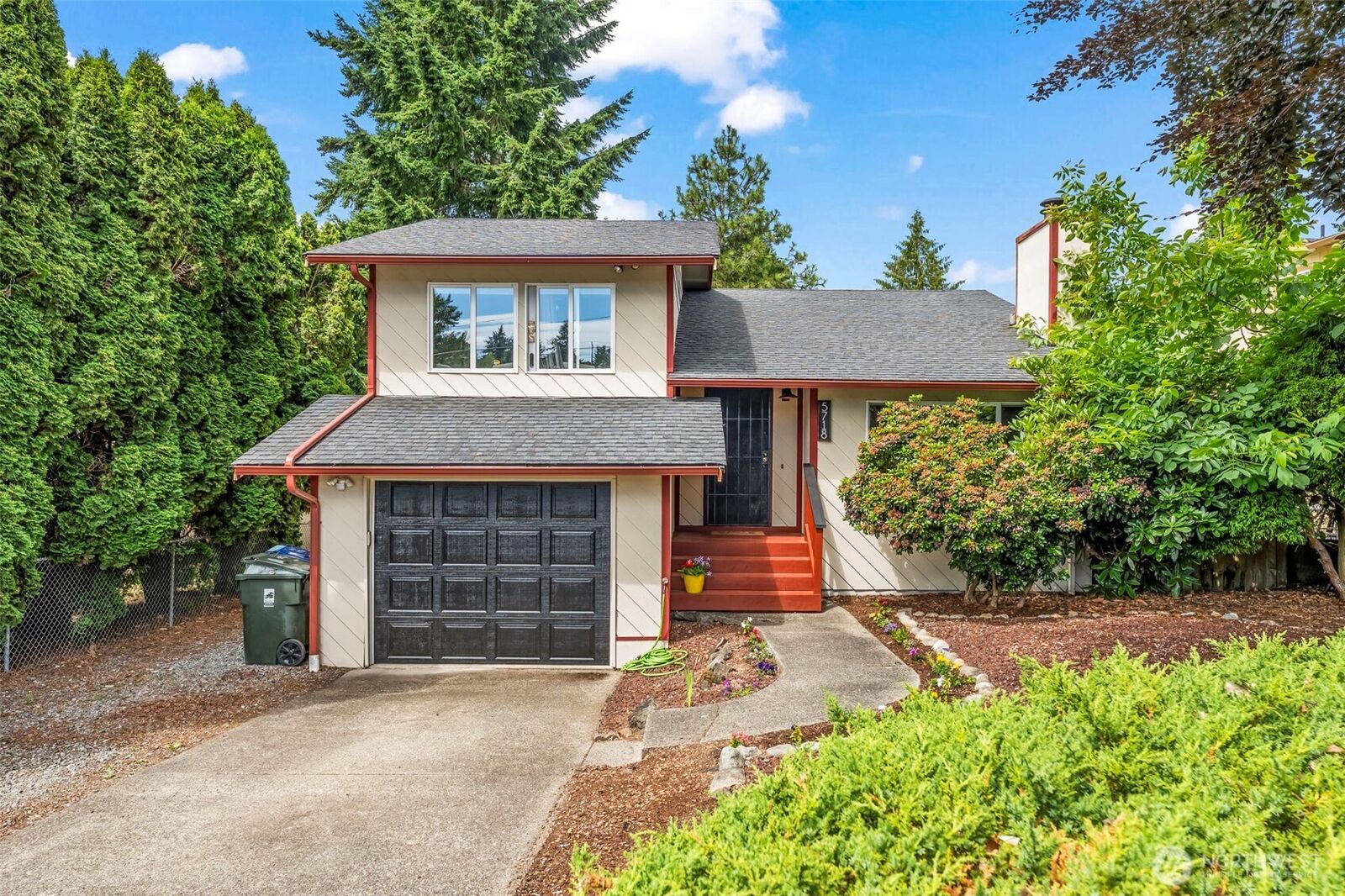 Property Photo:  5718 S Mullen Street  WA 98409 
