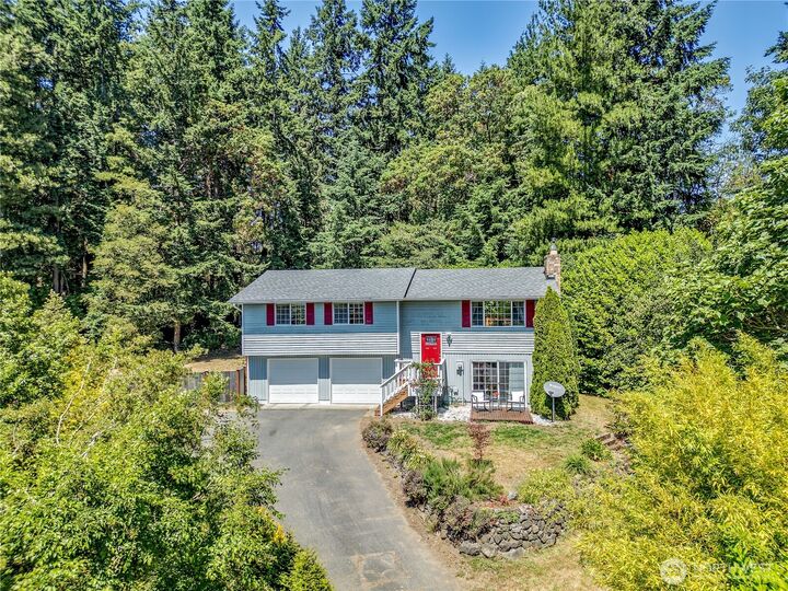 Property Photo:  3319  Forest Drive NE  WA 98310 