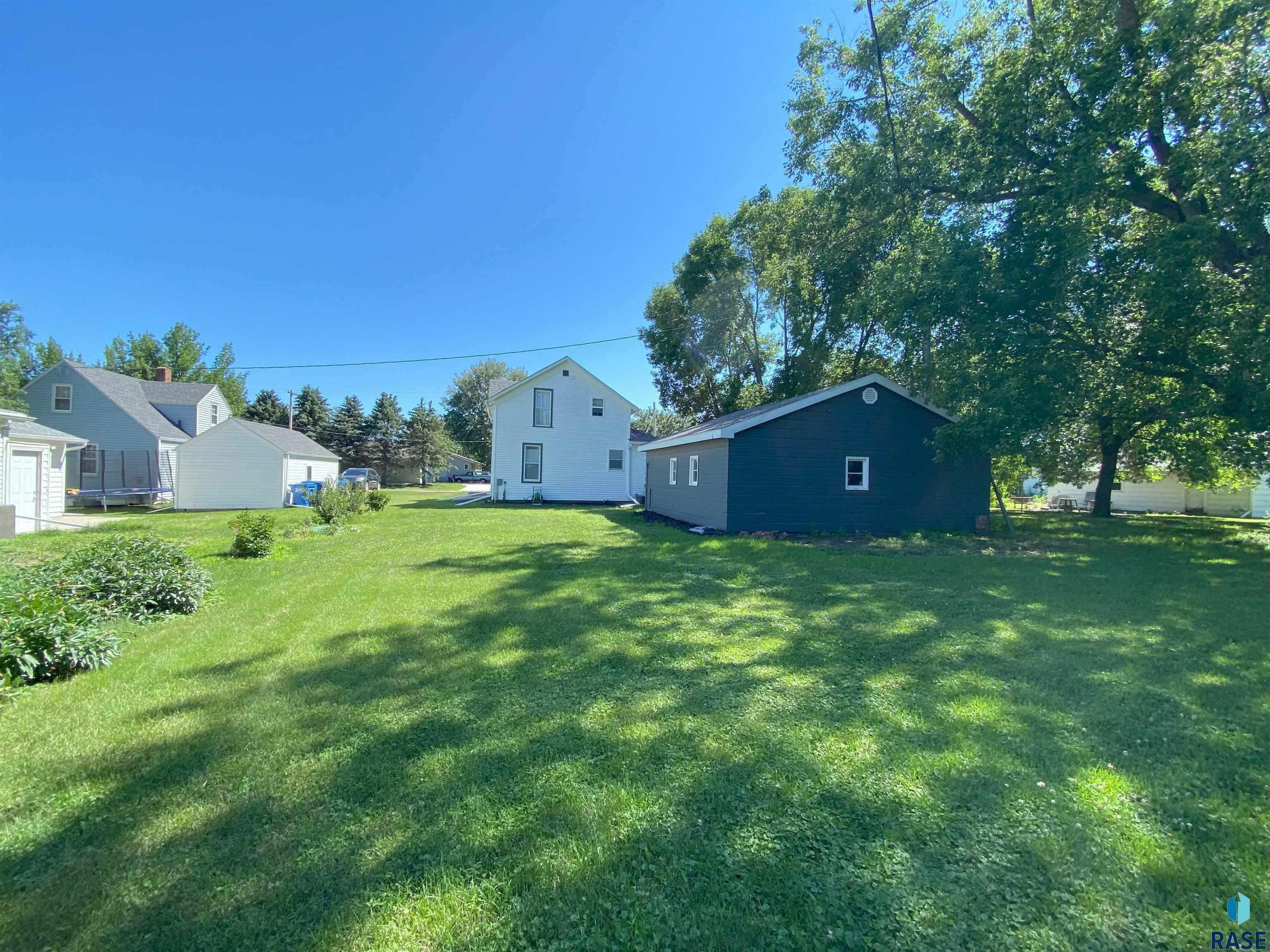 Property Photo: 108 W Center Ave SD 57039