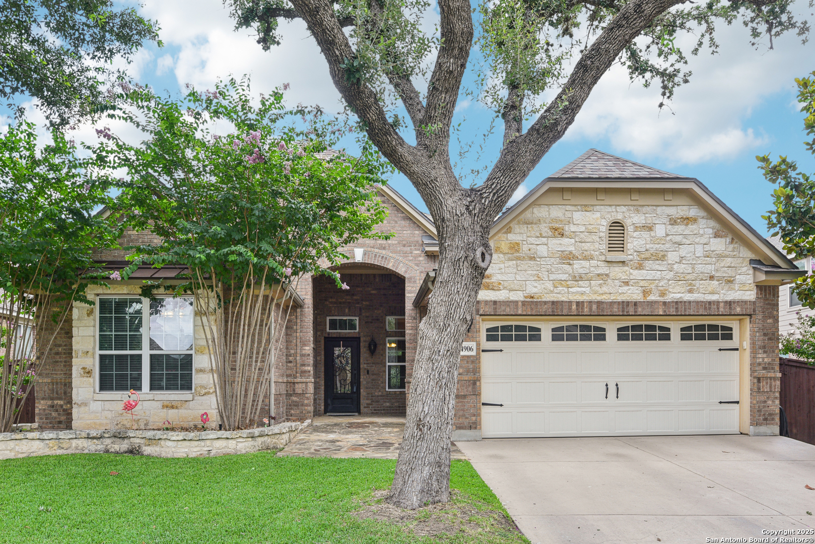 Property Photo: 24906 Cloudy Crk TX 78255