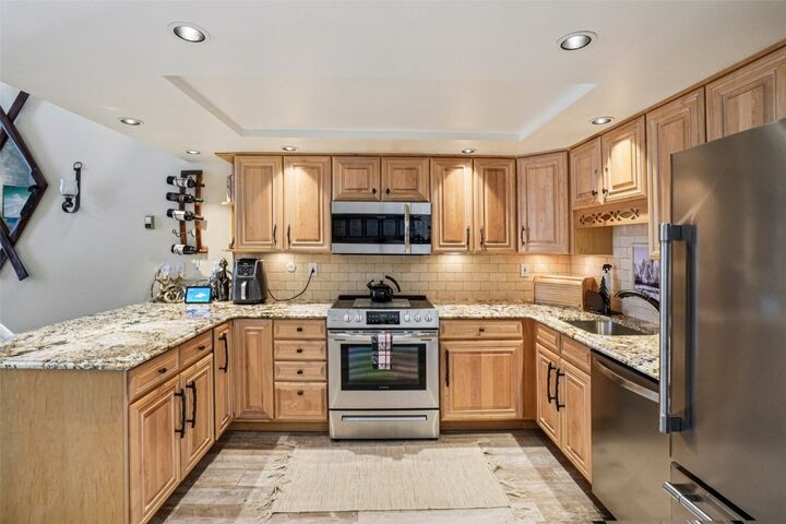 Property Photo:  900 Columbine Road 104  CO 80424 