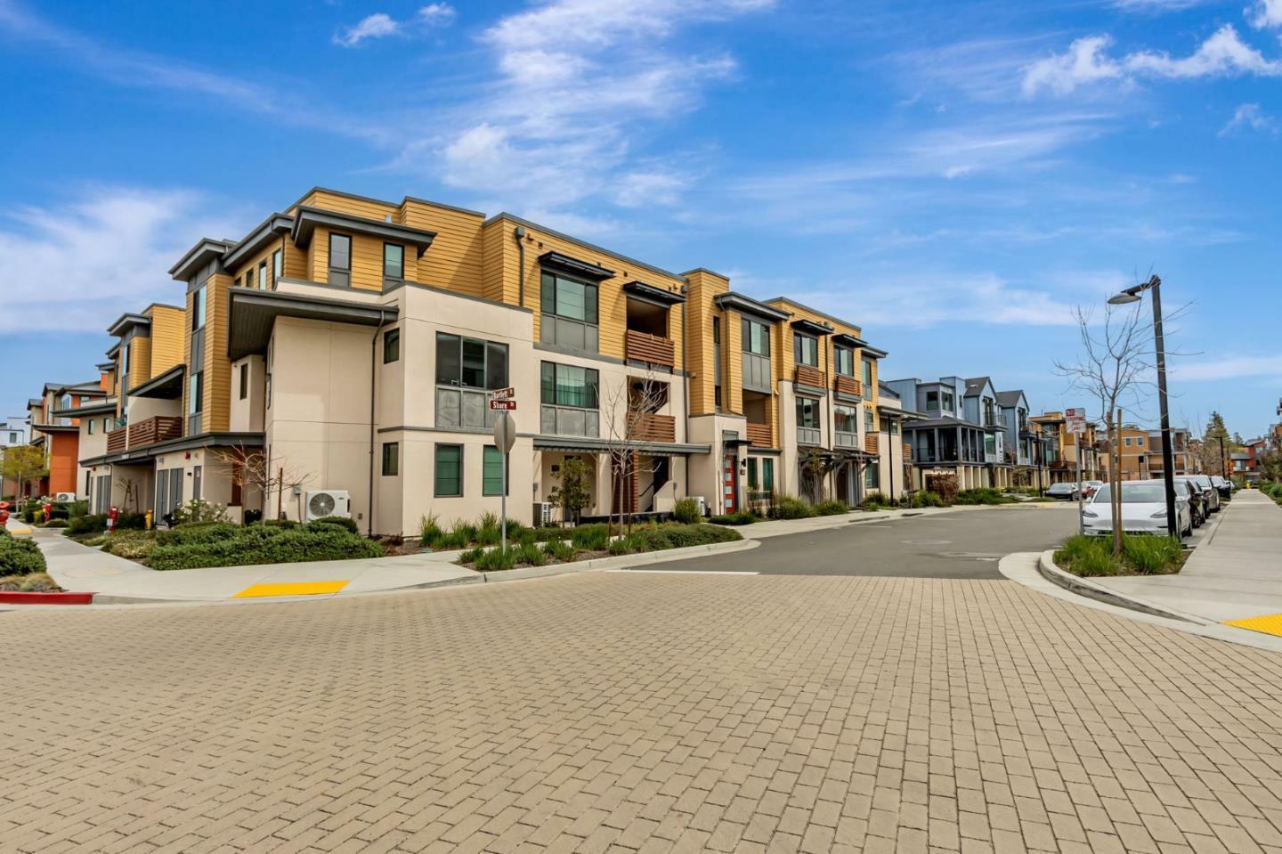 Property Photo: 16009 Bartlett Court CA 95032