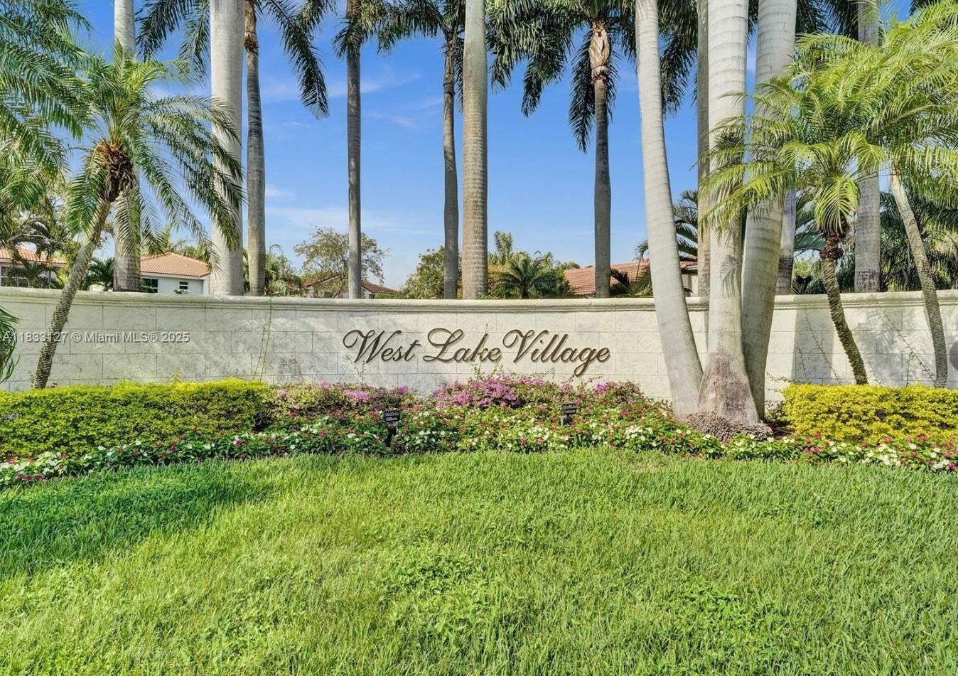 1542 Yellowheart Way  Hollywood FL 33019 photo