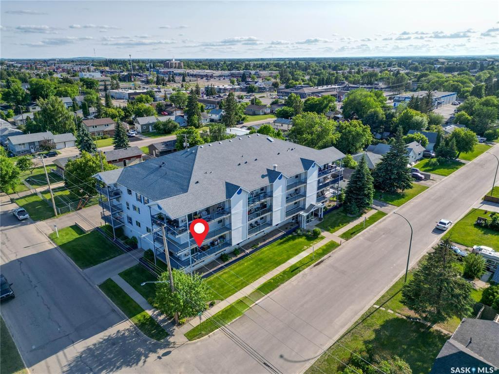 Property Photo: 2501 1st Avenue W 304 SK S6V 5A3