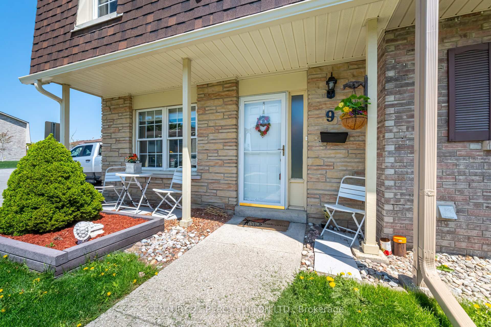 Property Photo: 580 Eyer Drive 9 ON L1W 3B7