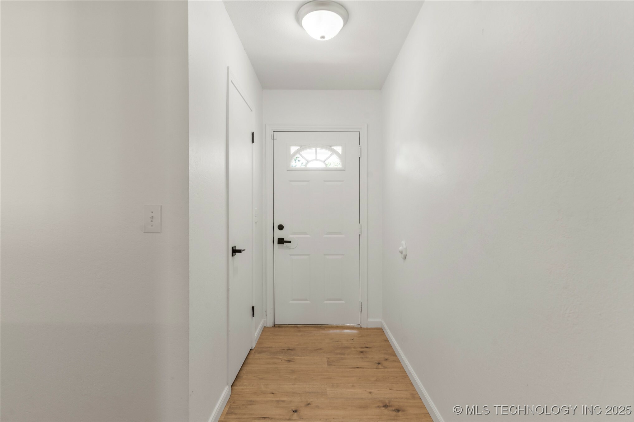 Property Photo: 101 W Waco Place OK 74011