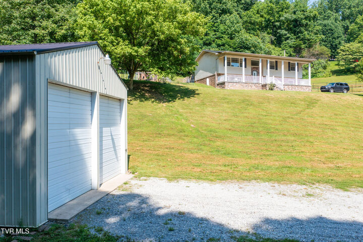 135 Riders Drive  Gate City VA 24251 photo