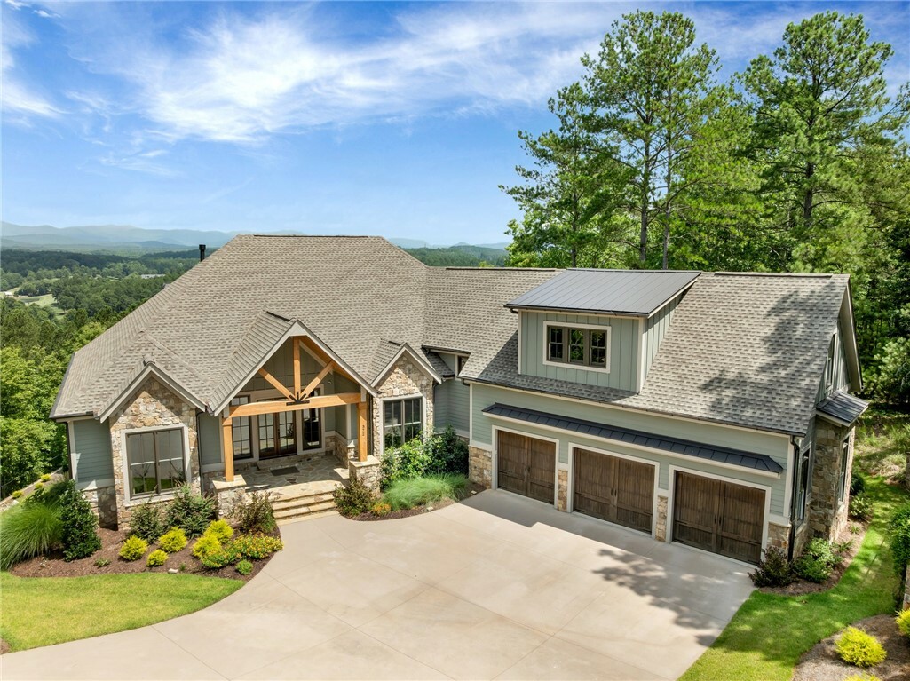 Property Photo: 372 Cliffs South Parkway SC 29676