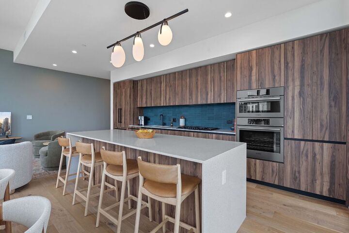 Property Photo: 84 East Avenue 4004 TX 78701