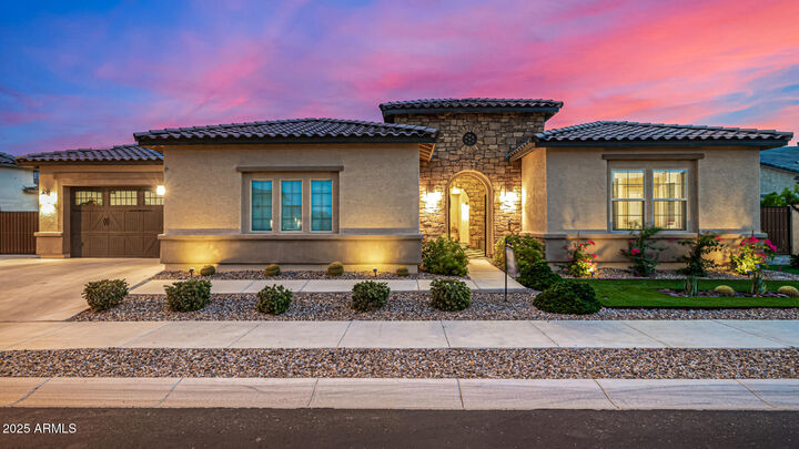 Property Photo: 23252 N 76th Lane AZ 85383