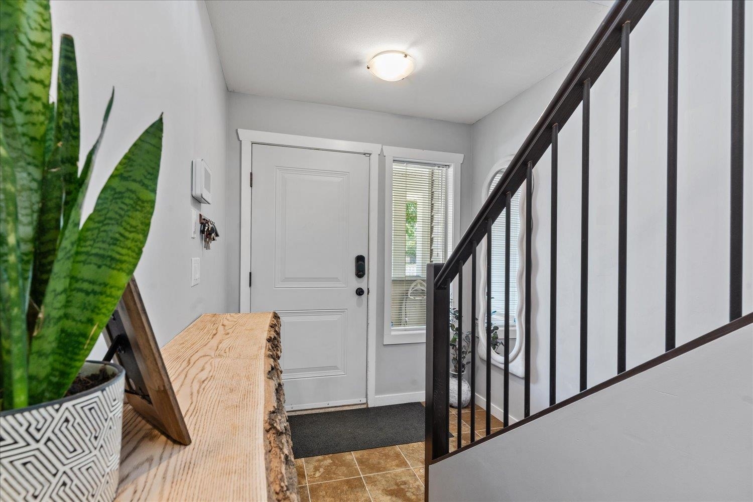 Property Photo: 46298 Third Avenue A BC V2P 1R8