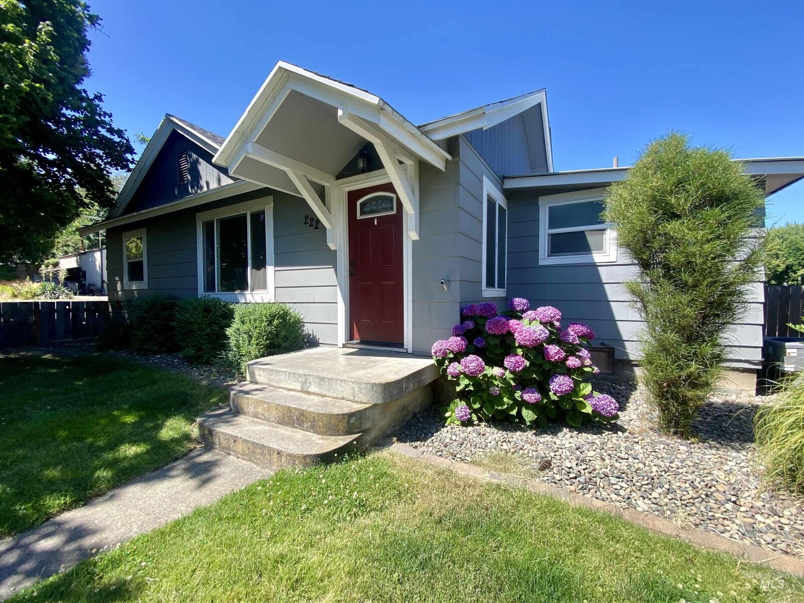 Property Photo:  222 S Garden Ct.  ID 83501 