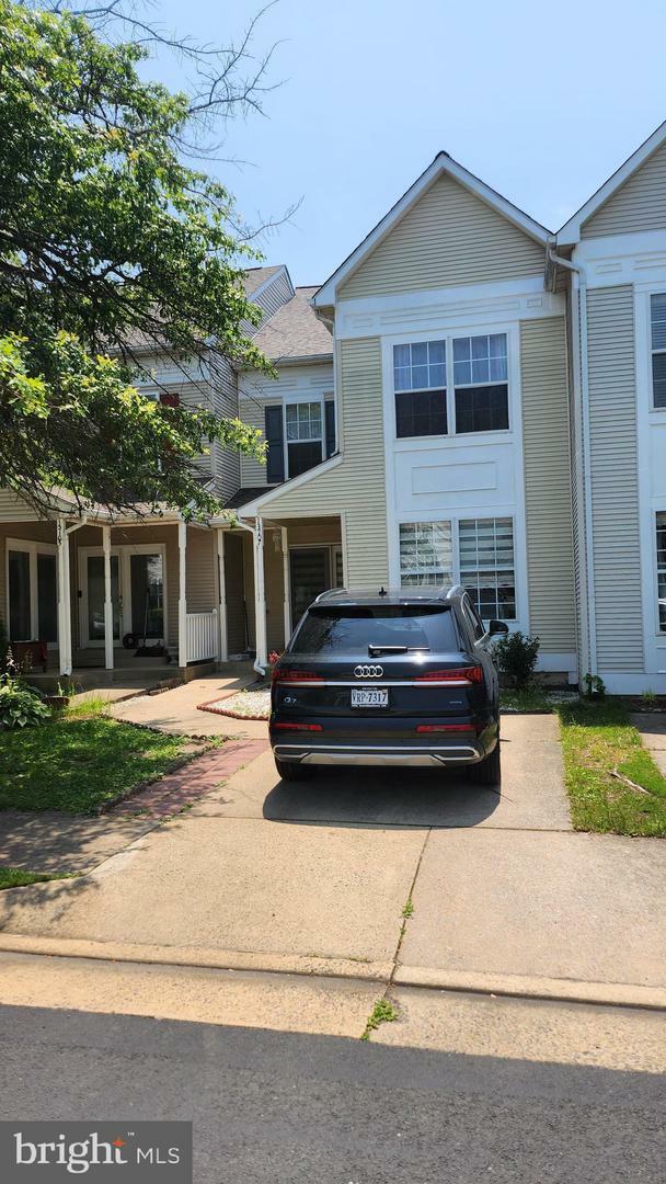 13107 Misty Glen Lane  Fairfax VA 22033 photo