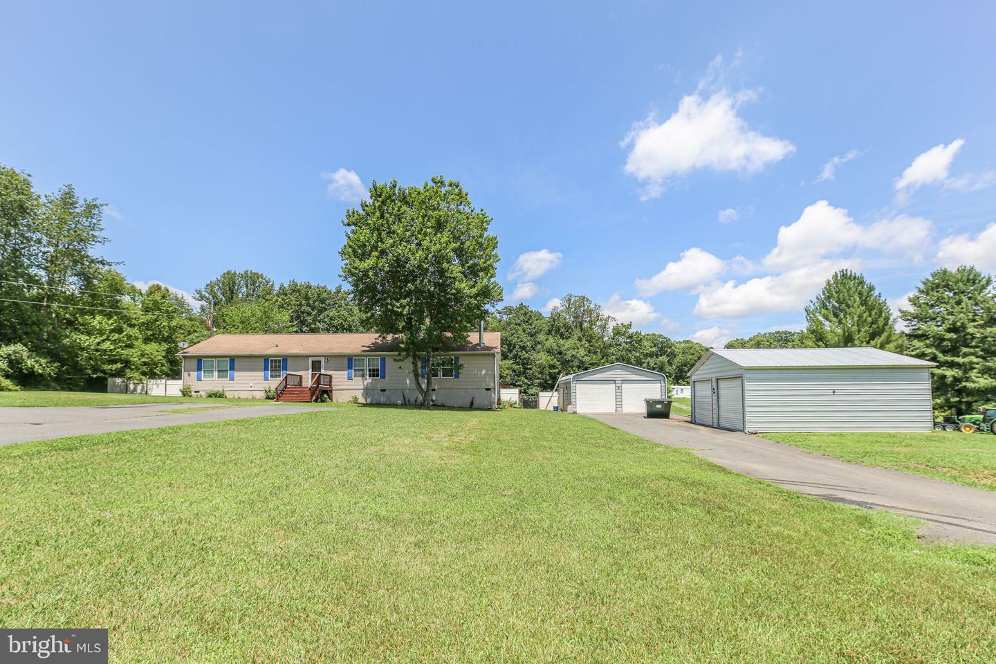 Property Photo: 4253 Rolling Hills Drive VA 22701