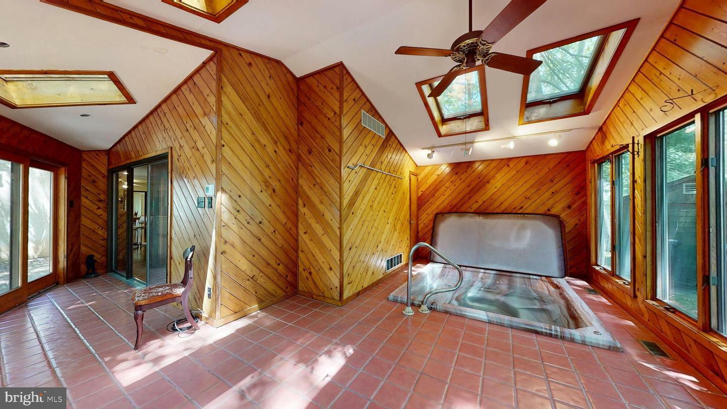 Property Photo: 5 Pleasant Mill Court NJ 08055