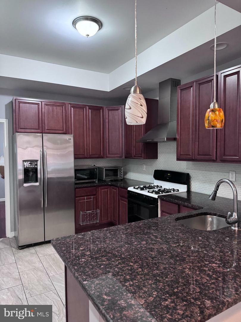 3211 W Oxford Street  Philadelphia PA 19121 photo