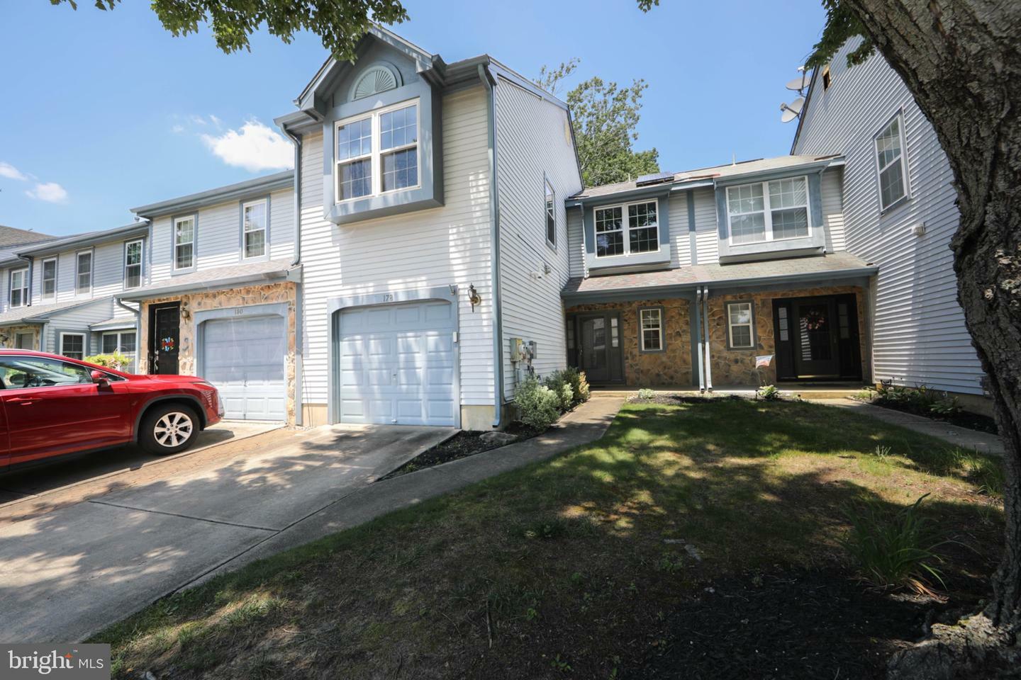 Property Photo: 178 Kettlebrook Drive NJ 08054