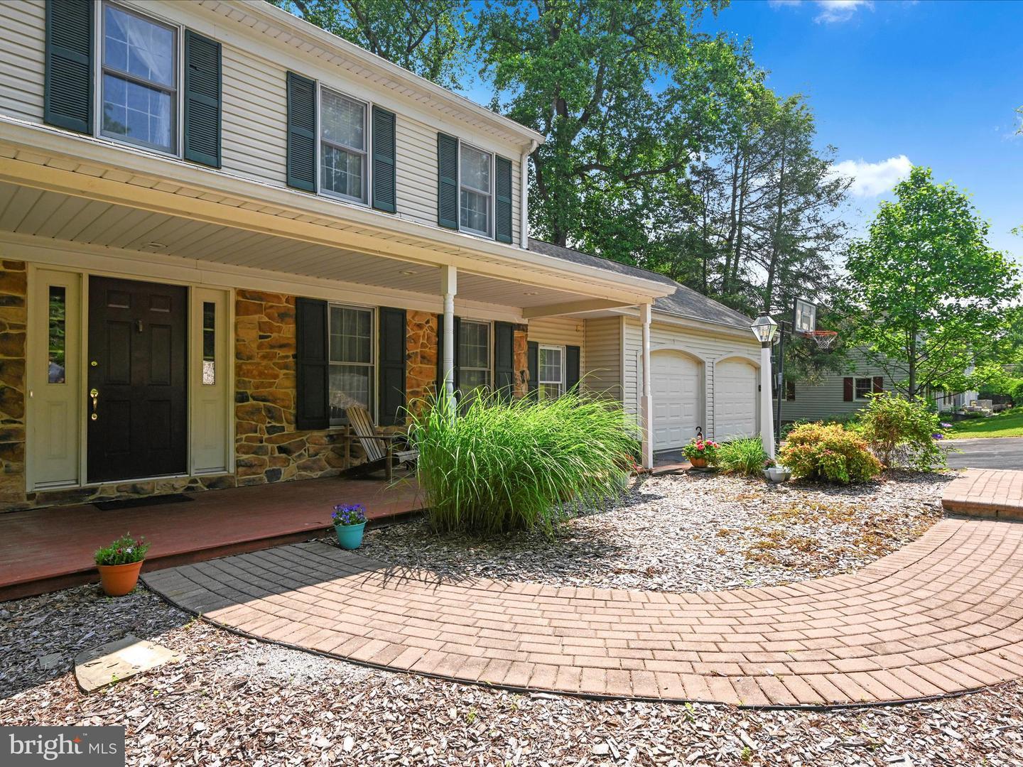 Property Photo: 11 Box Elder Lane PA 17584