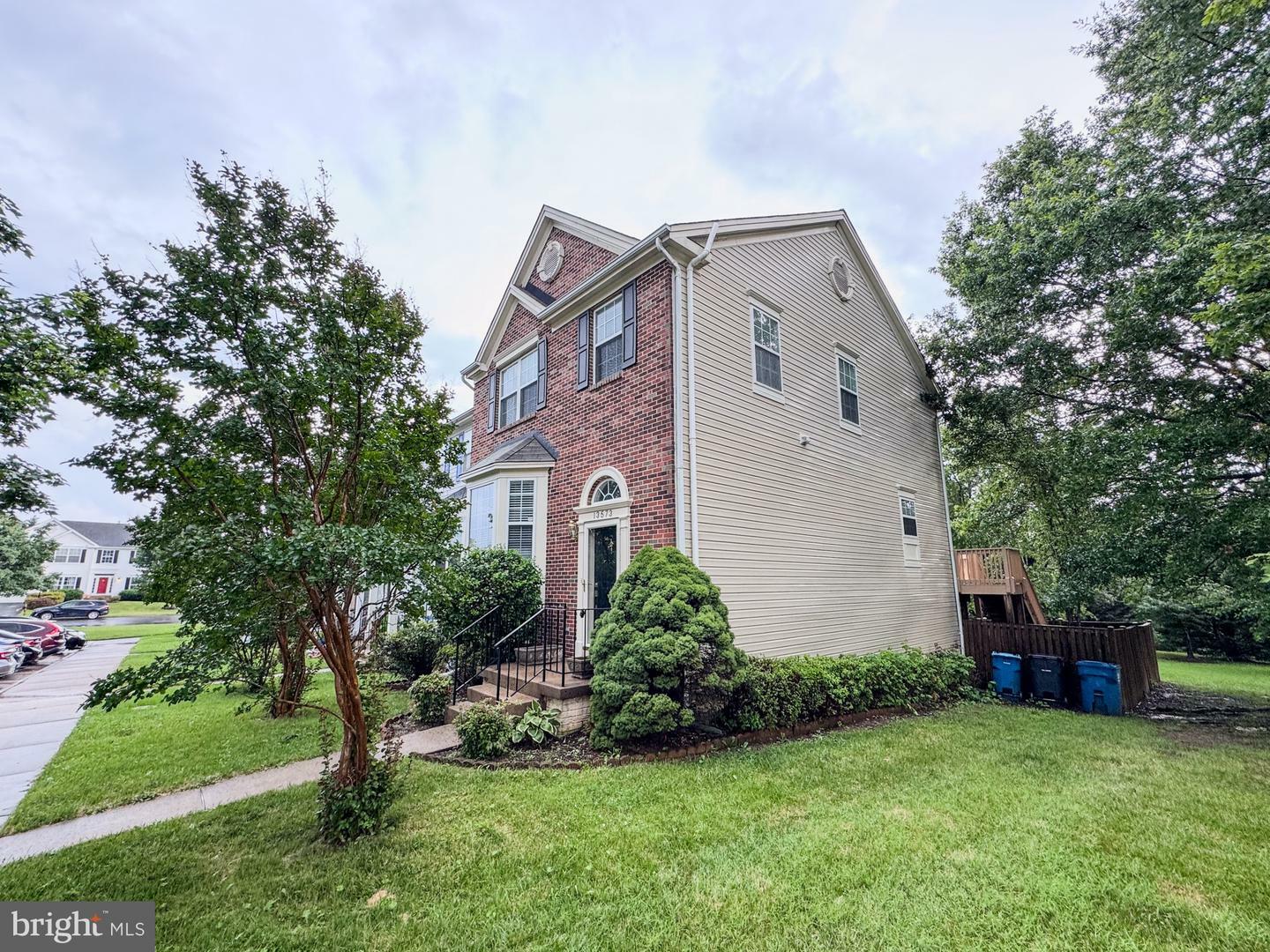 Property Photo: 13573 Gelding Place VA 20155