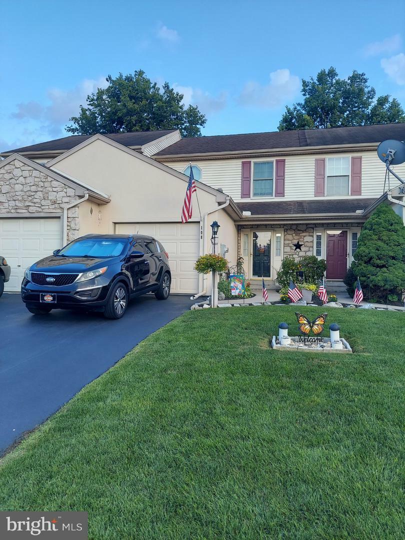 108 Moorland Court  Lititz PA 17543 photo