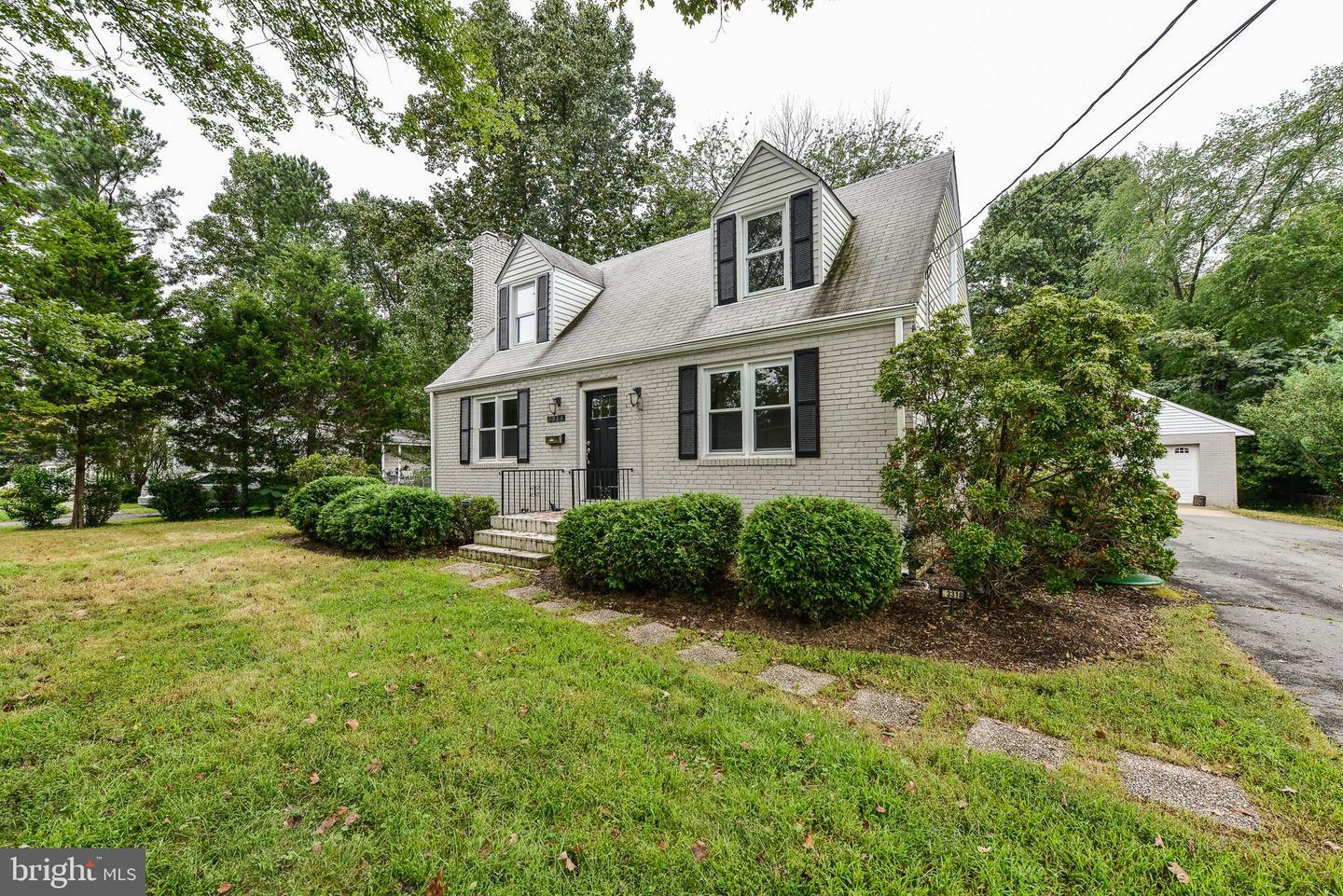 Property Photo: 3318 Holloman Road VA 22042