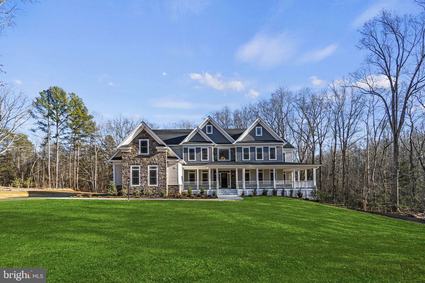 Property Photo: 5908 Copper Mill Drive VA 22407