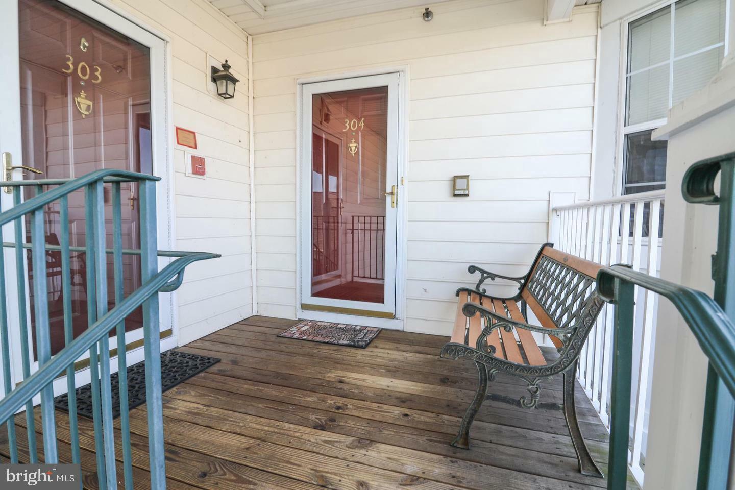 Property Photo: 25280 Lake Shore Square 304 VA 20152