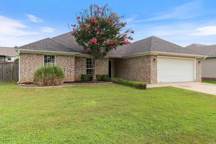 Property Photo: 1641 White Oak Circle AR 72019