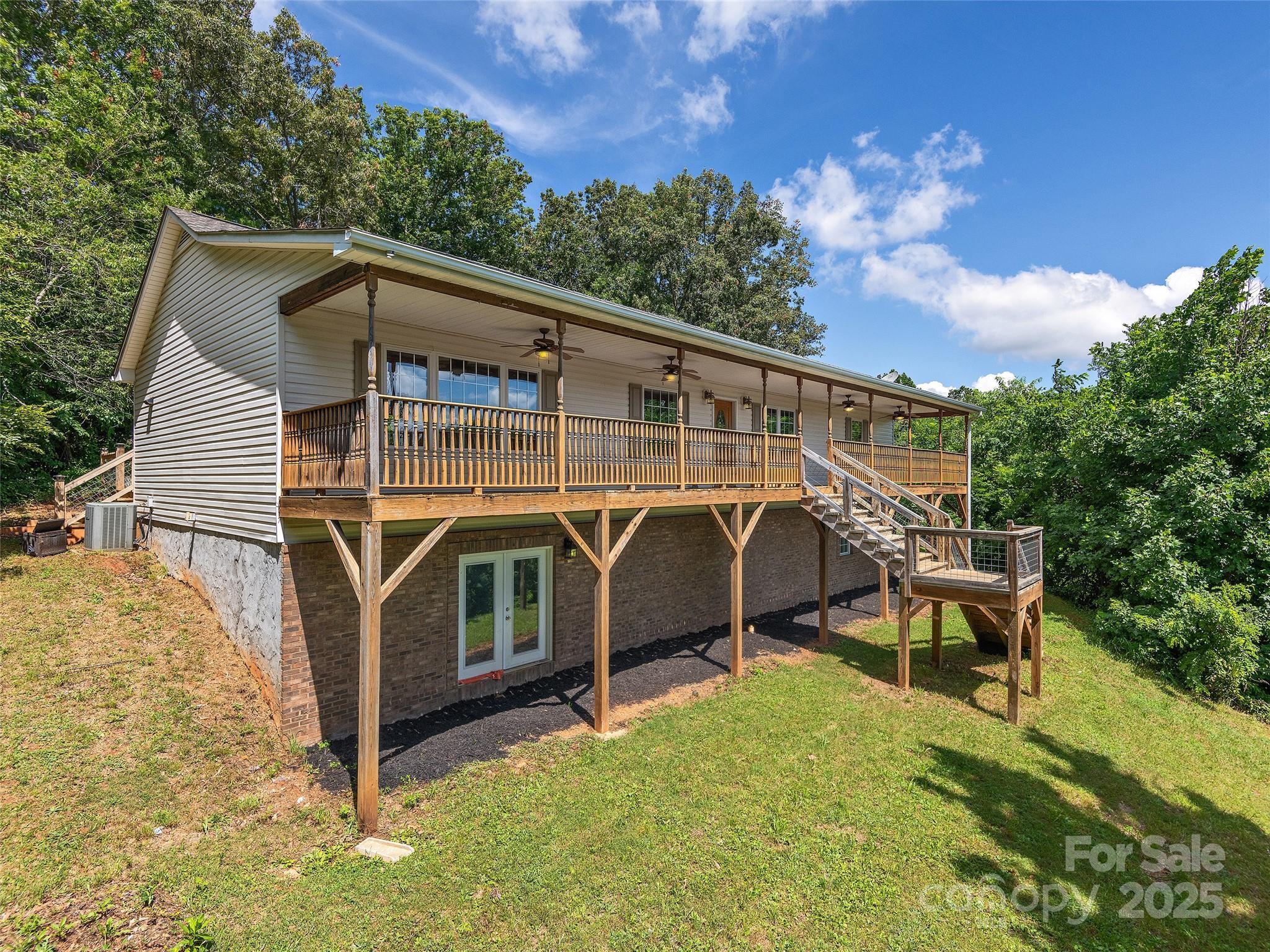 Property Photo:  422 Day Lily Drive  NC 28748 