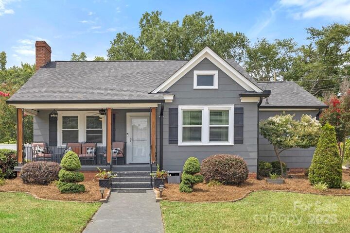305 E Marion Street  Kershaw SC 29067 photo