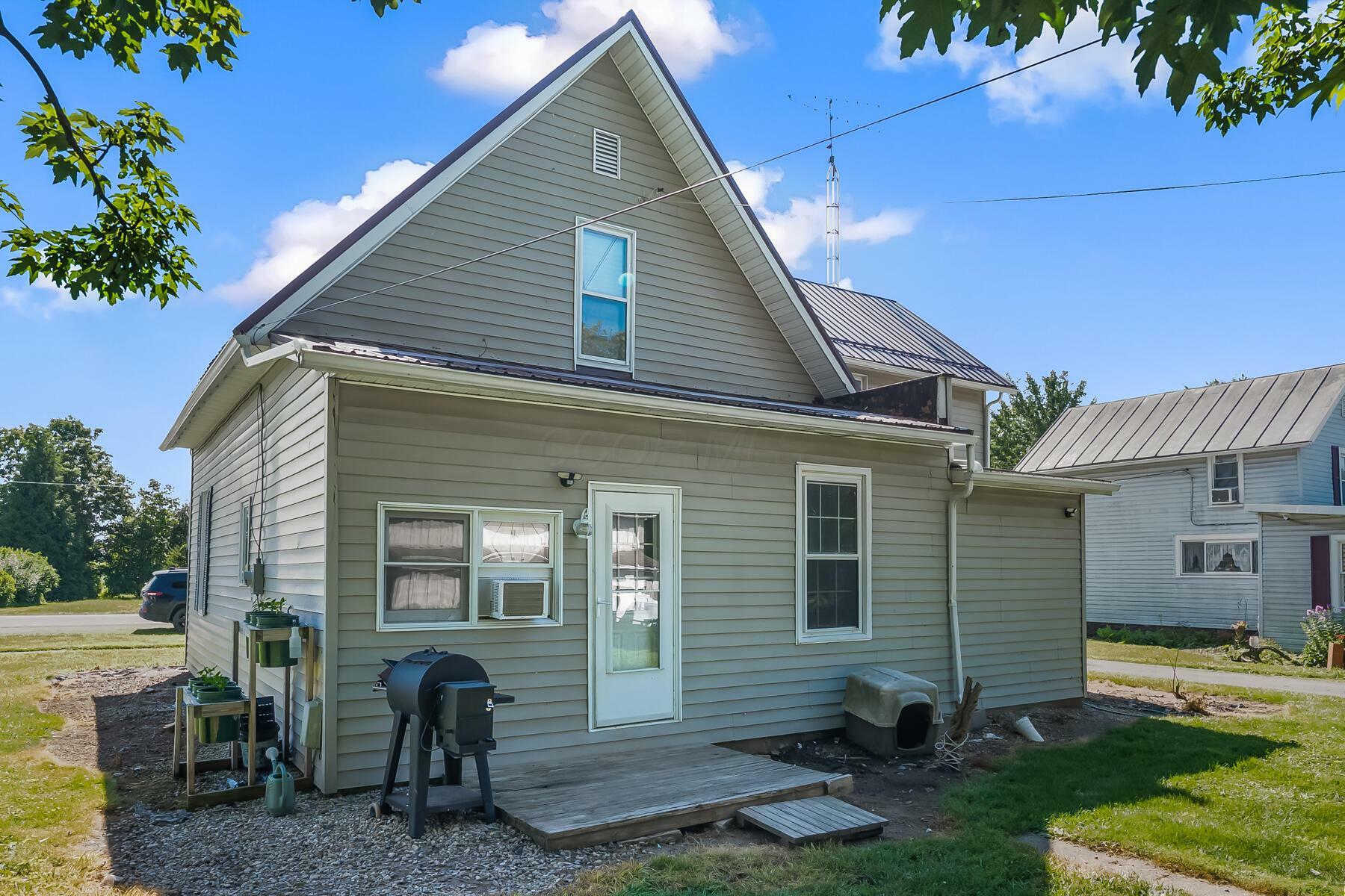 Property Photo: 405 N Main Street OH 44849