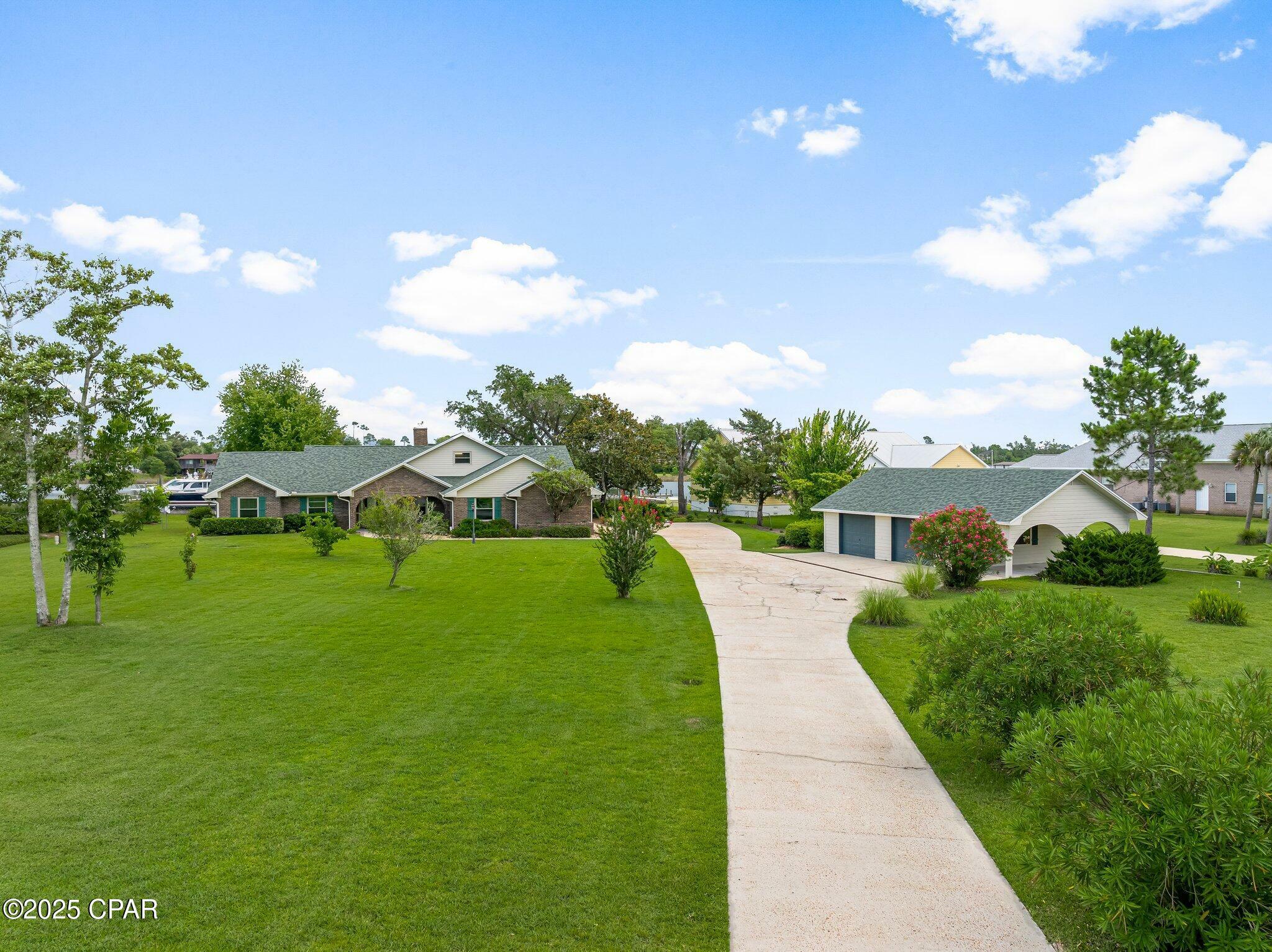 Property Photo: 604 Shoreline Drive FL 32404