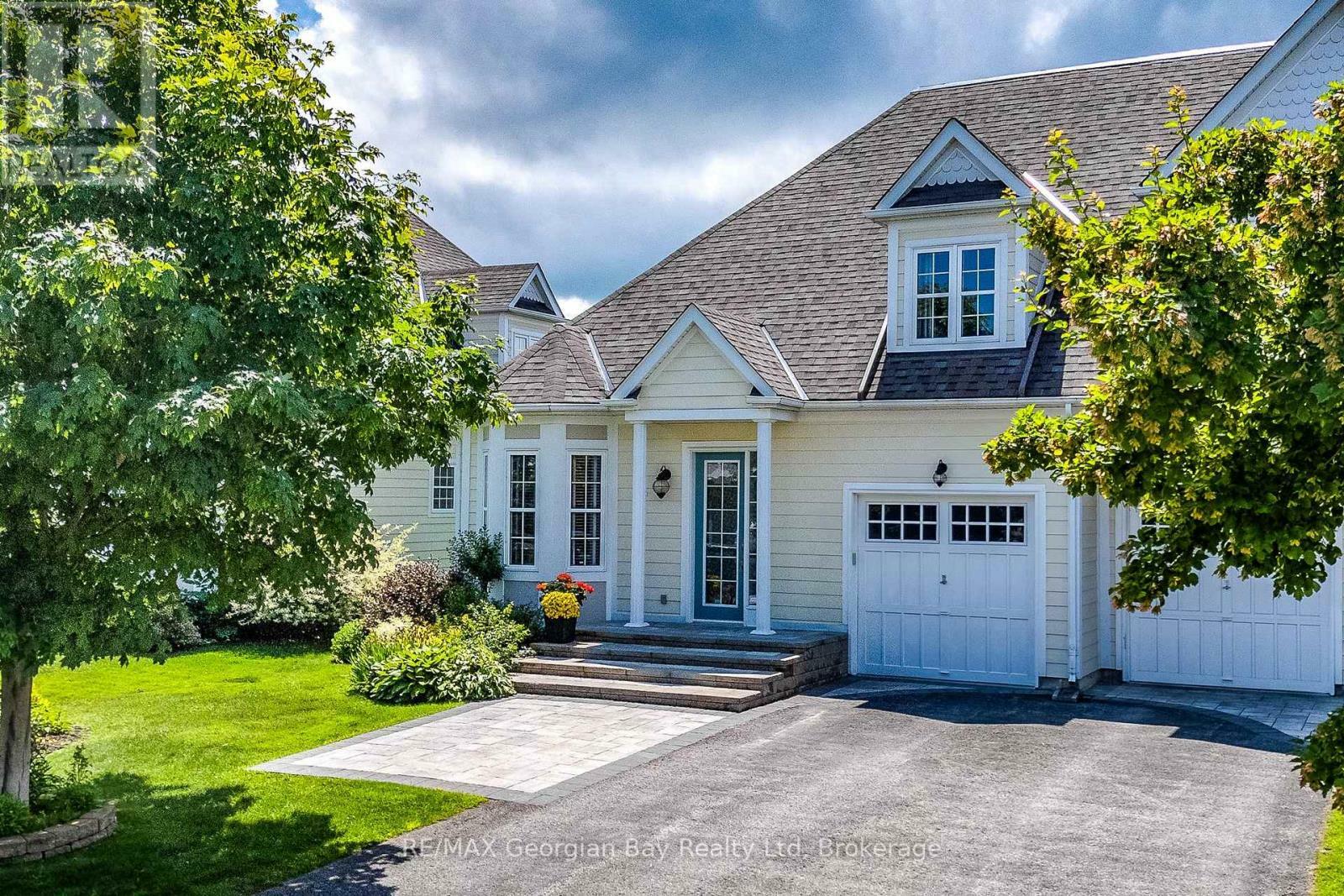 Property Photo: 144 Wycliffe Cove ON L0K 2A0