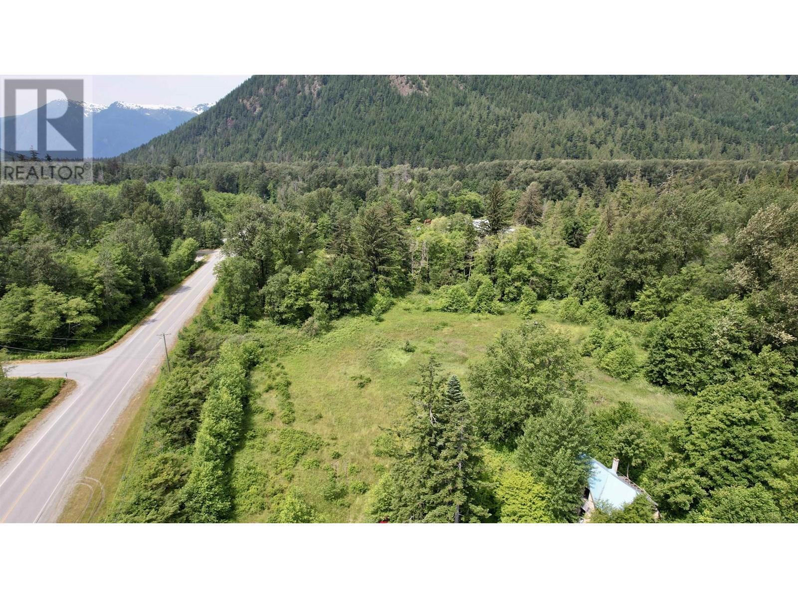 Property Photo:  860 Mackenzie 20 Highway  BC V0T 1C0 