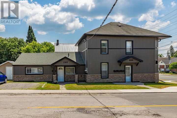 Property Photo:  203 Carlisle Avenue  ON K9H 1J7 
