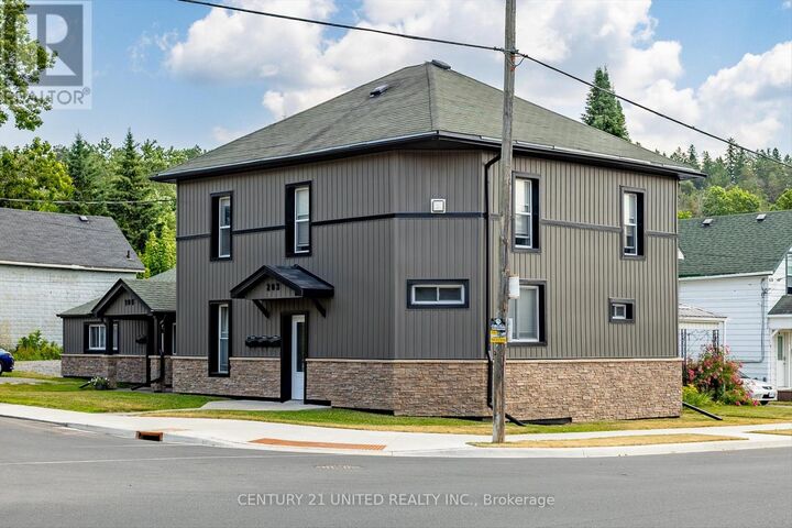 Property Photo:  203 Carlisle Avenue  ON K9H 1J7 