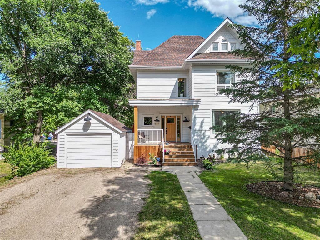 Property Photo: 537 13th Street MB R7A 4R3