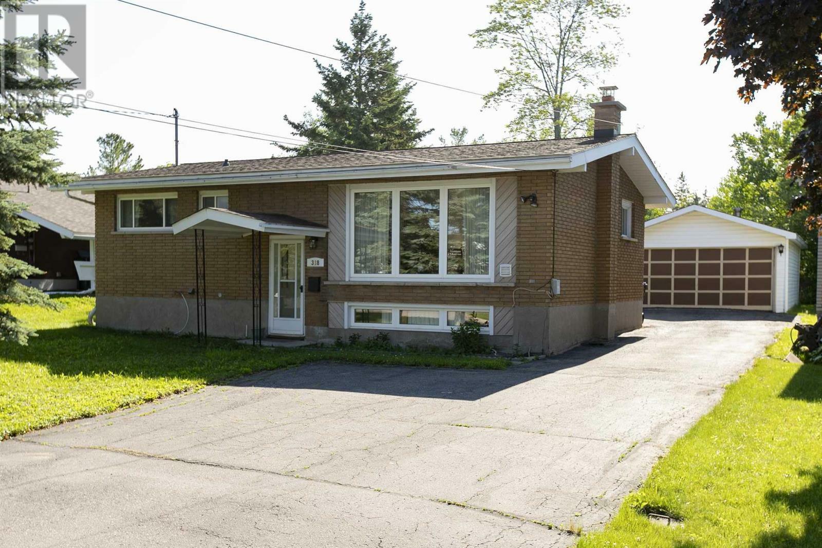 Property Photo: 318 St Patrick St ON P6C 3S9