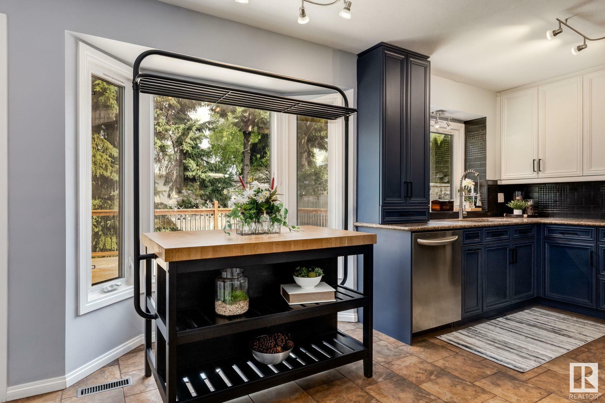 Property Photo: 537 Village Drive AB T8A 4K7