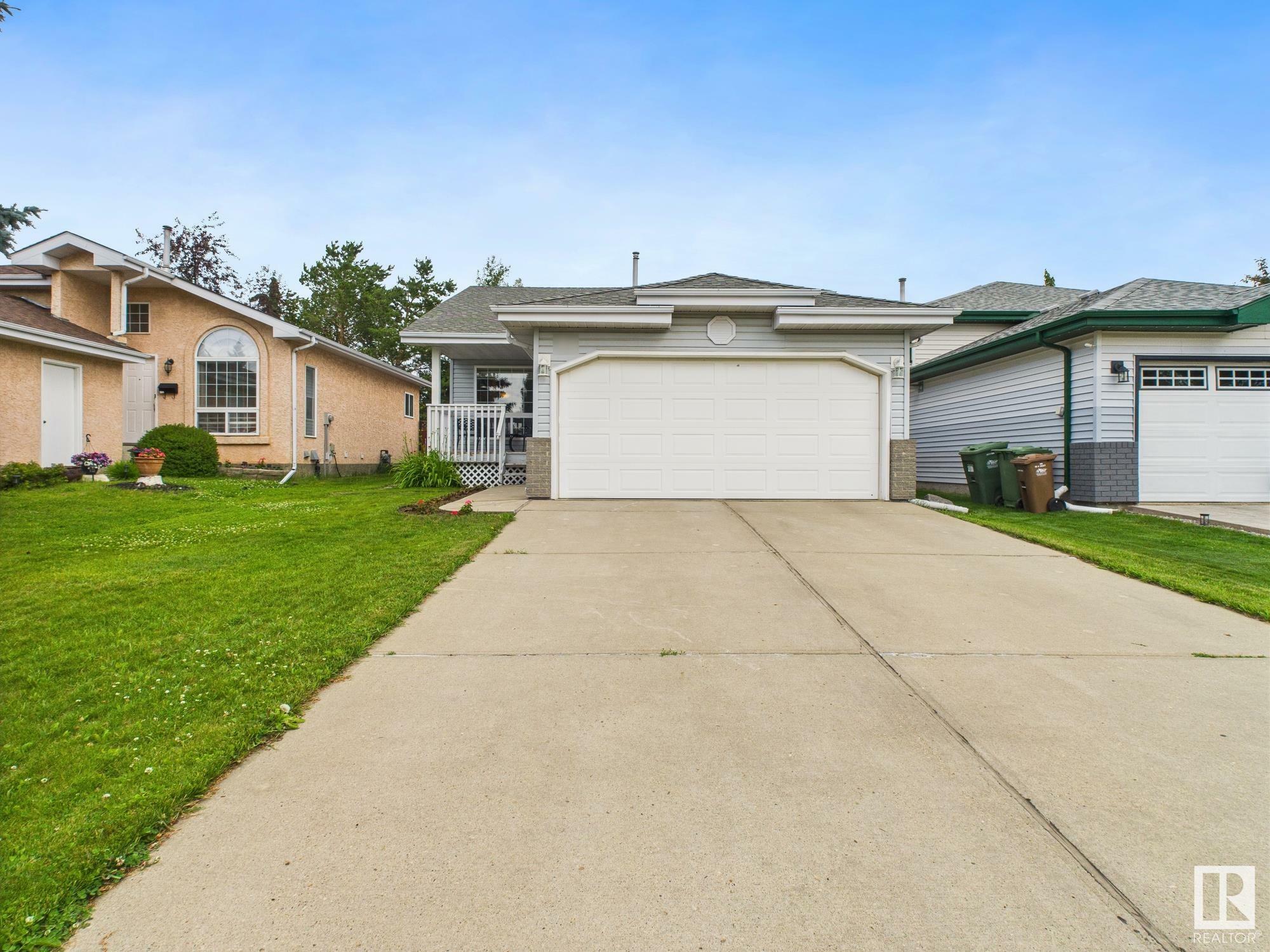 35 Delage Crescent  St. Albert AB T8N 6J5 photo