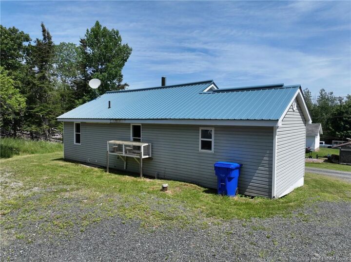 Property Photo:  12 Hartford Road  NB E5V 1K9 