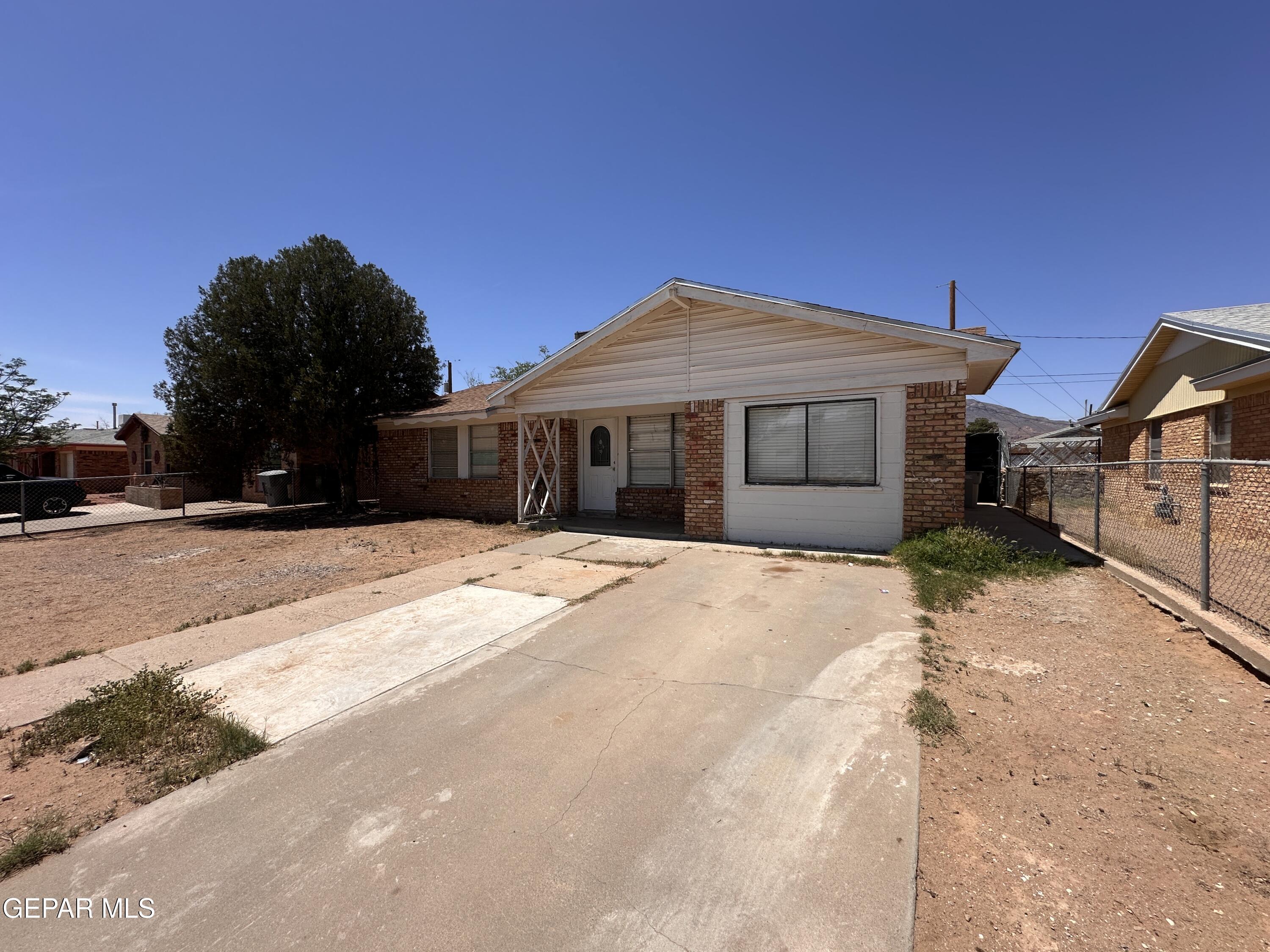 Property Photo: 10081 Manitoba Street TX 79924