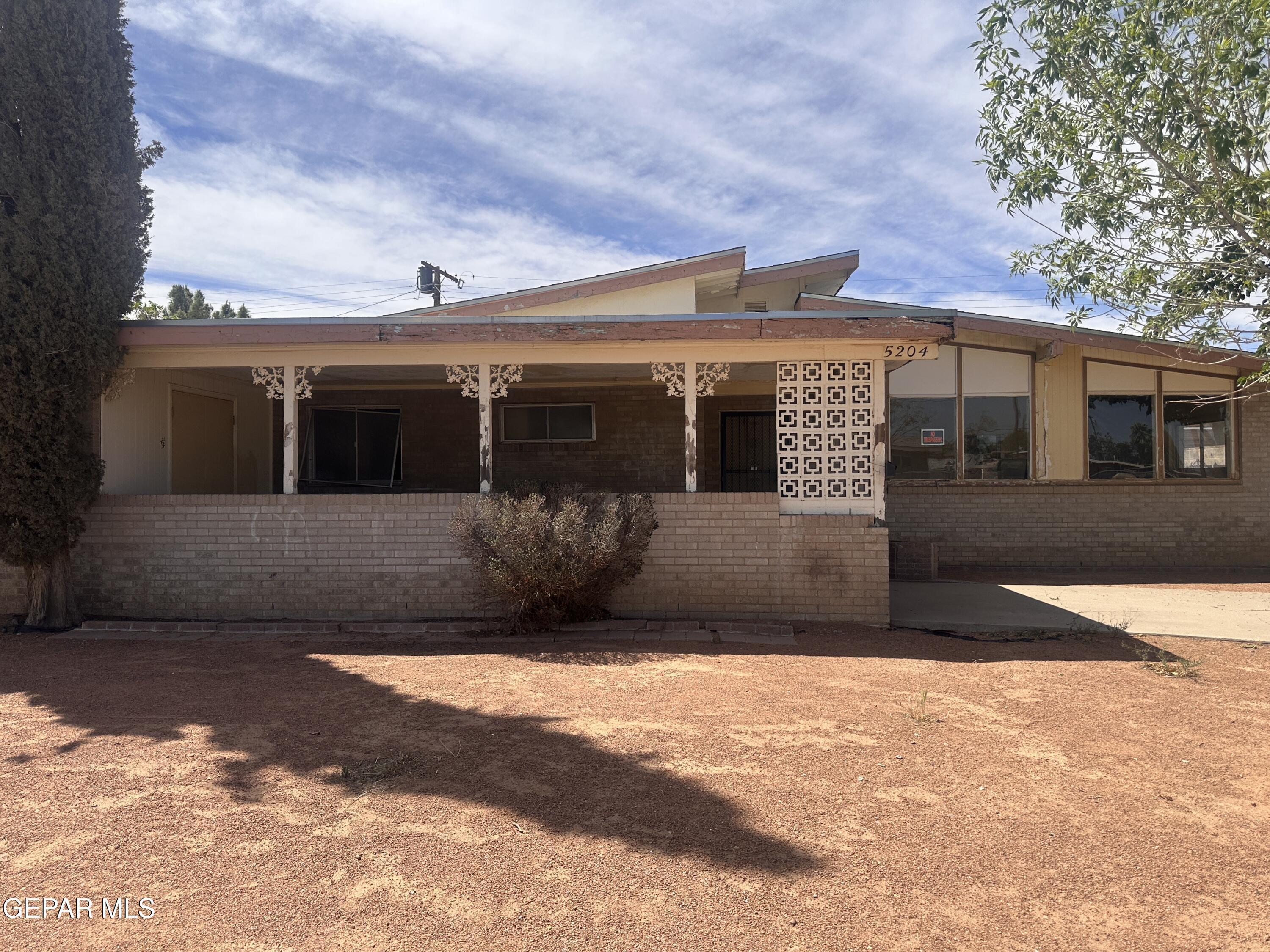 Property Photo:  5204 Antonio Avenue  TX 79924 