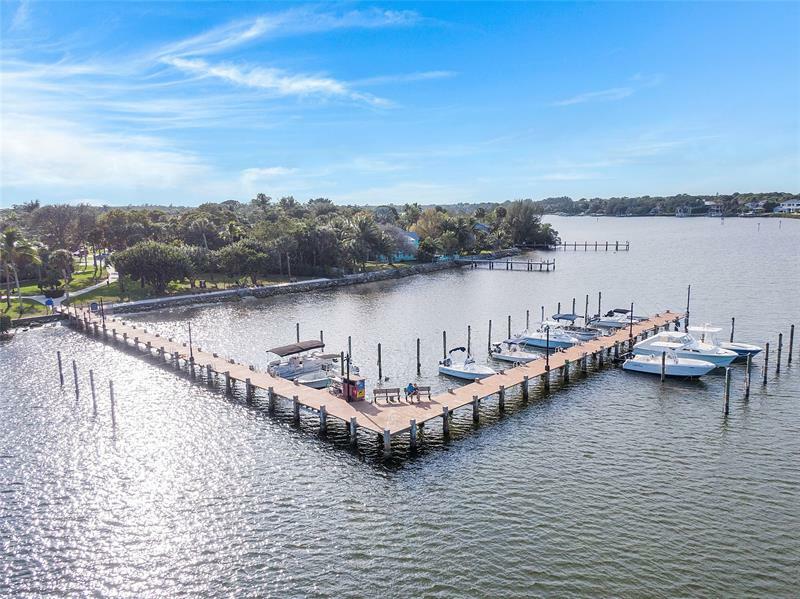 Property Photo: 825 Center St 26A FL 33458