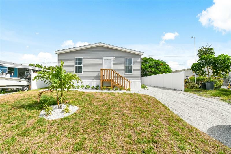 6989 SE Ridgeway Terr  Hobe Sound FL 33455 photo