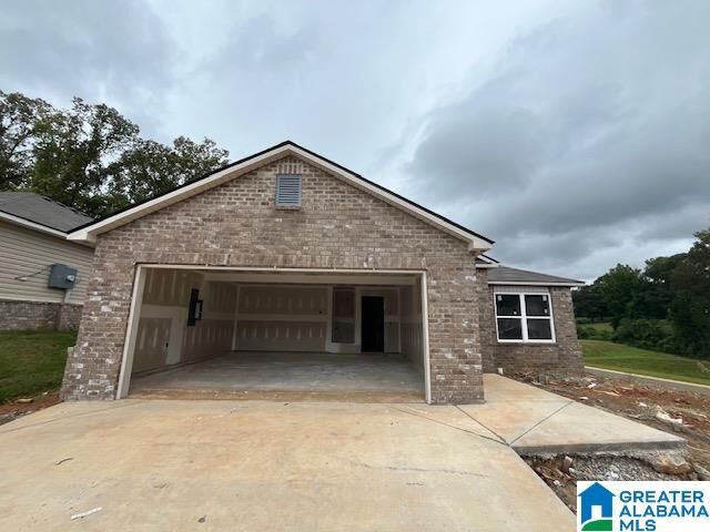 Property Photo: 4 Skyline Loop AL 36260